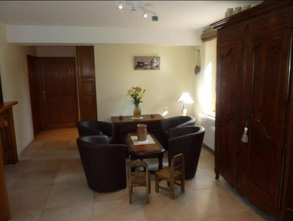 Saint-Hilaire-de-Court Chambres D'Hotes De La Junchere מראה חיצוני תמונה